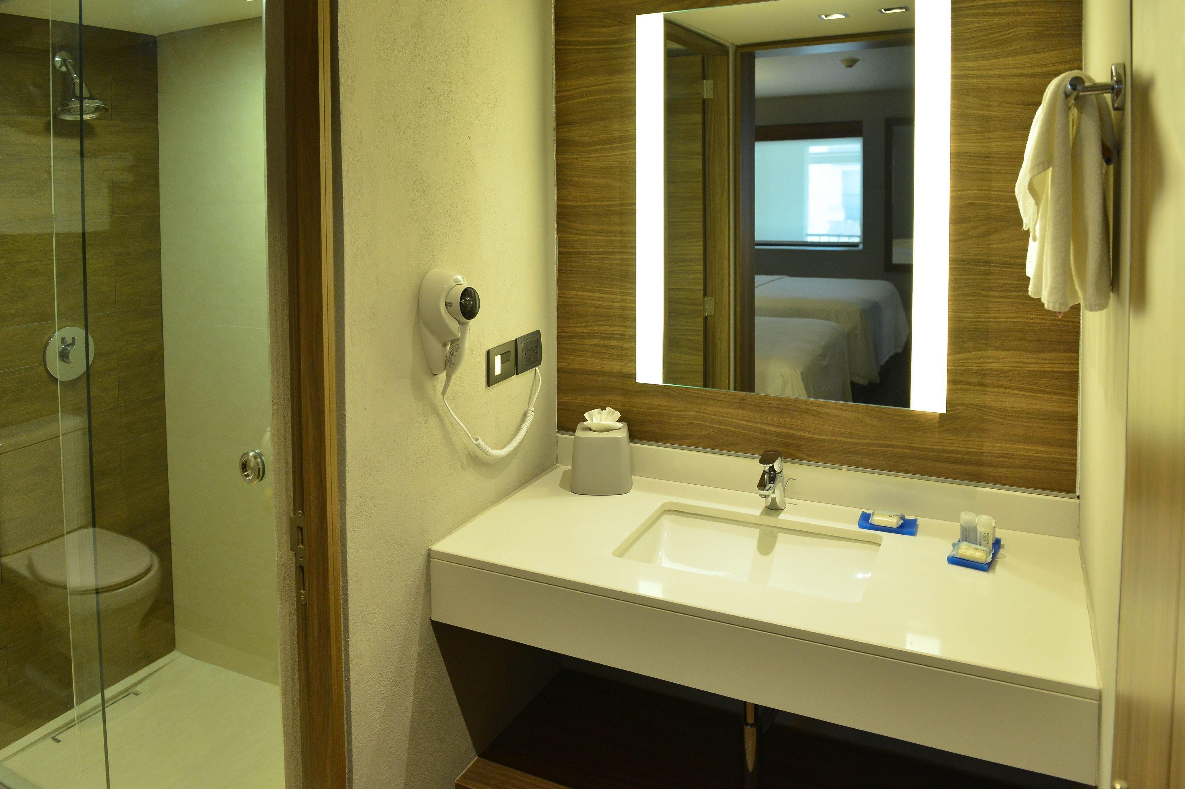 Holiday Inn Express Morelia By Ihg Bagian luar foto
