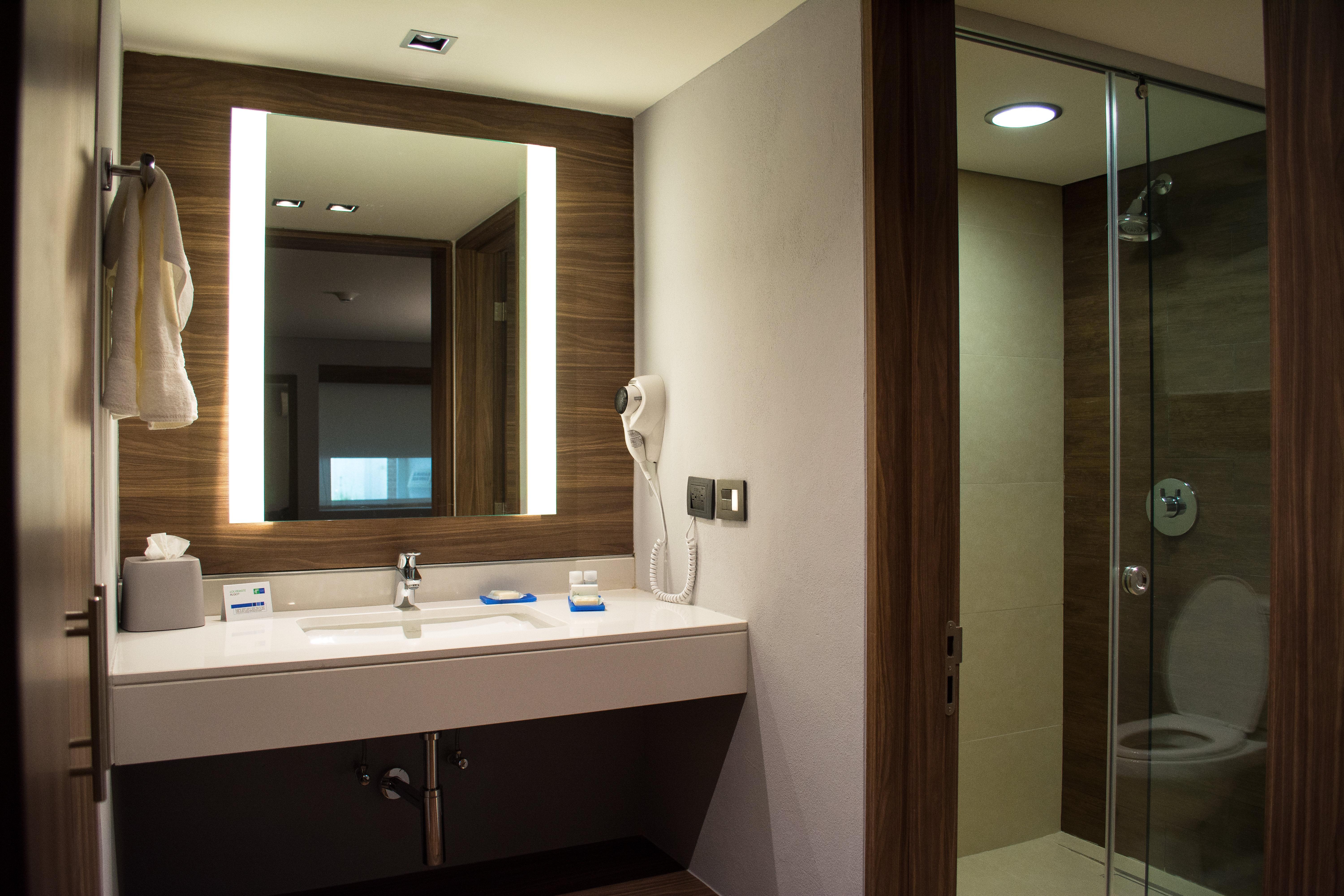 Holiday Inn Express Morelia By Ihg Bagian luar foto