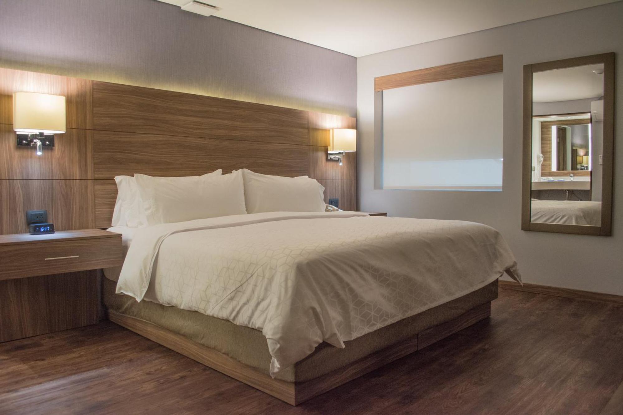 Holiday Inn Express Morelia By Ihg Bagian luar foto