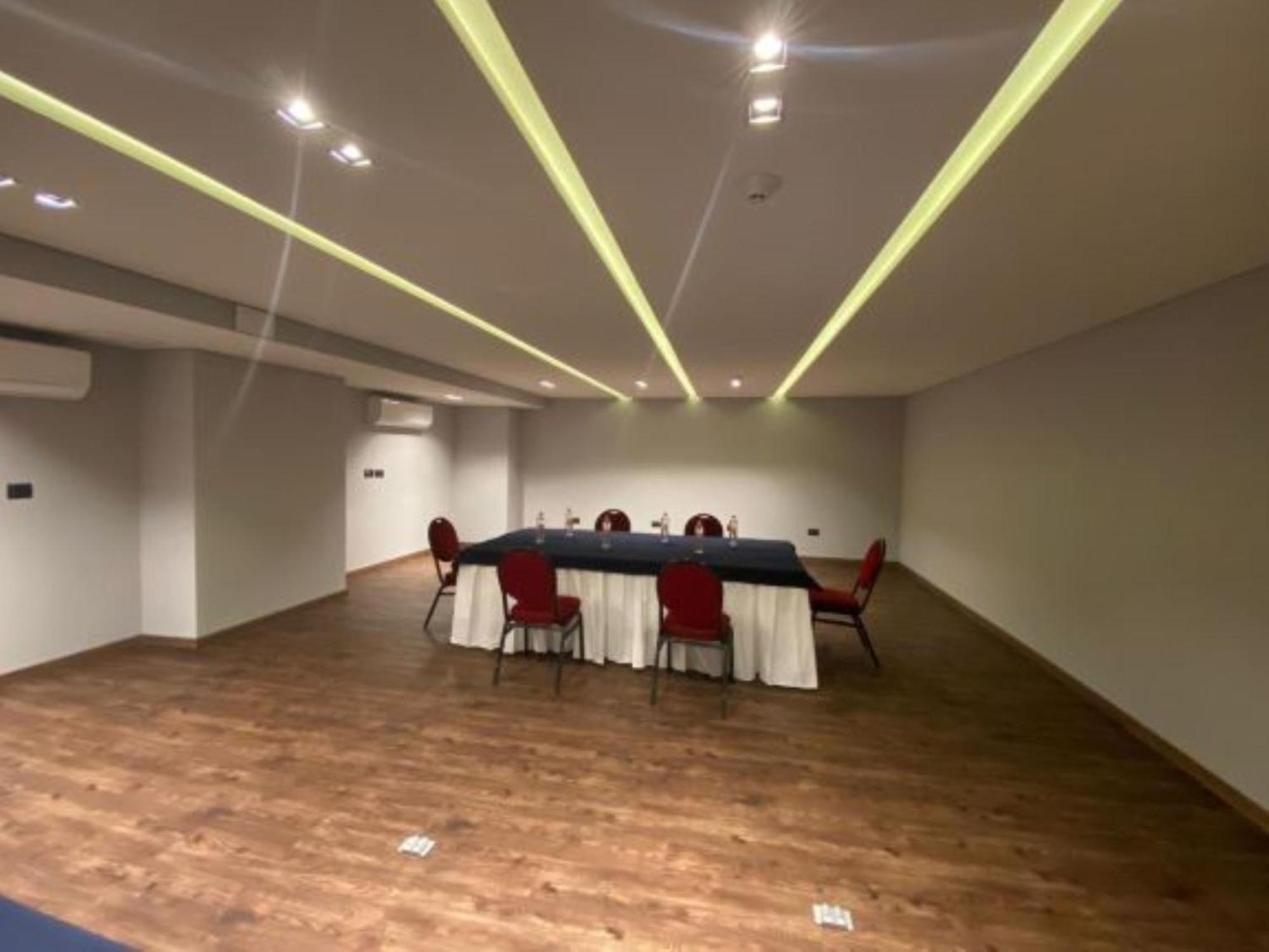Holiday Inn Express Morelia By Ihg Bagian luar foto