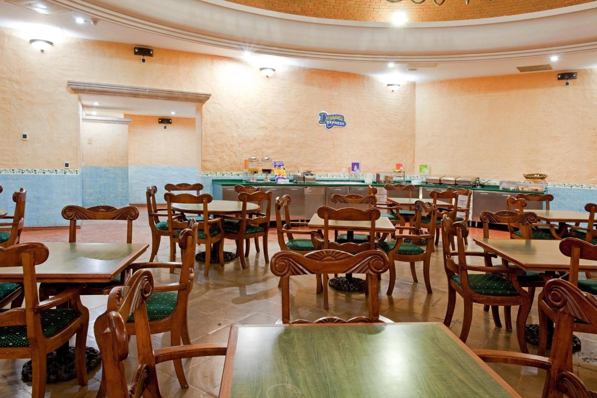 Holiday Inn Express Morelia By Ihg Bagian luar foto